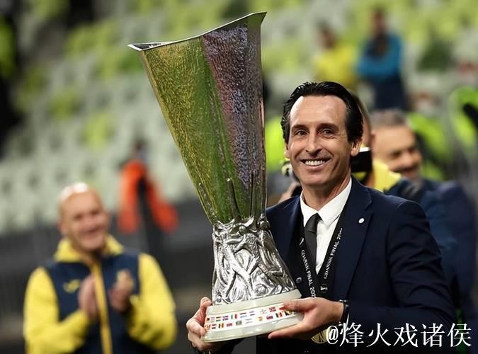 鲁尼:埃梅里本赛季执教表现出色,堪称英超第二佳主帅 鲁尼:埃梅里本赛季执教表现出色,堪称英超第二佳主帅